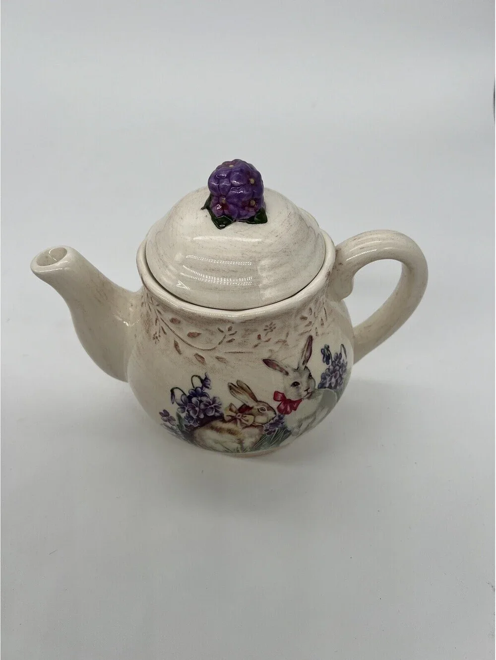 Easter Treasures Teapot by Cracker Barrel Bunny Rabbit Lilacs
